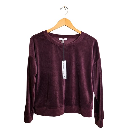 Cable & Gauge Studio Tops - Cable & Gauge Studio‎ Womens Velour Sweatshirt Plum Purple Size M NWT